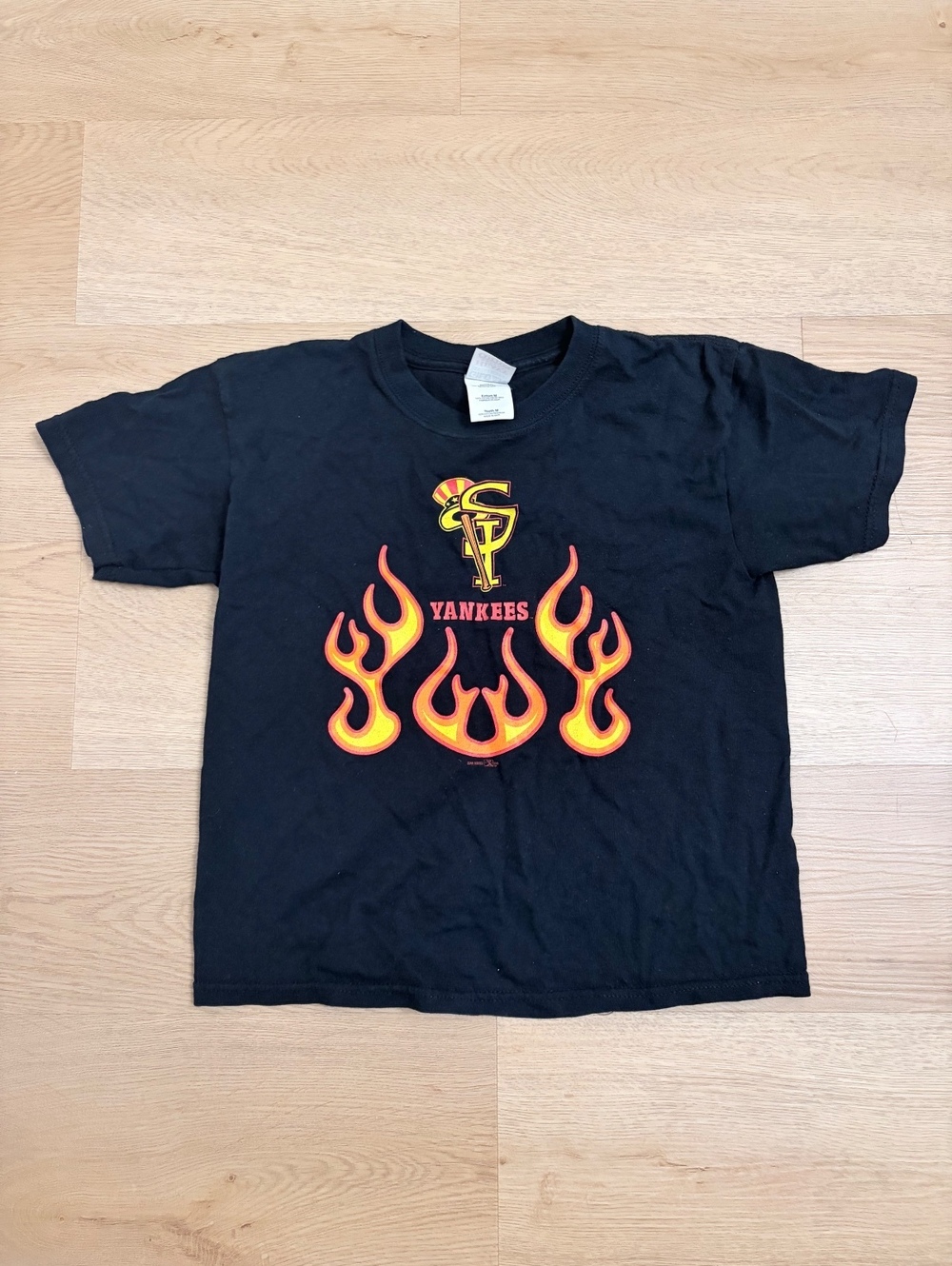 Vintage Staten Island Yankees Youth Medium Flame Graphic T-Shirt Black Baseball